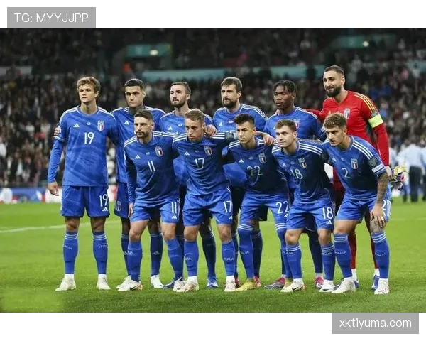 拜仁慕尼黑内忧外患，战术僵化与阵容失衡导致球队正滑向争冠危机！